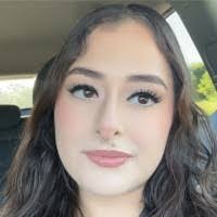 Lisa Escatel's Instagram, Twitter & Facebook