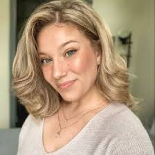 Corina Edwards (ecorinaedwards)