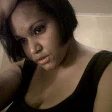 Candice Bentley's Instagram, Twitter & Facebook