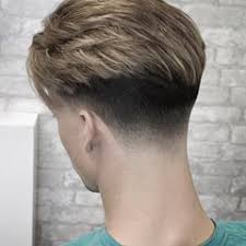 Model potongan undercut bisa dikombinasikan dengan berbagai macam warna. 90s Are Back What Do You Think Rg Paul Barbercode More Hairstyles By Visiting Our Network Pa Pria Rambut Panjang Gaya Rambut Potongan Rambut Pria