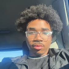 DARNELL GINN III (@dee.the.star) • Instagram photos and videos