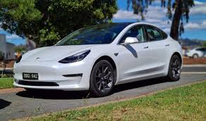 The average price target is $646.67 with a high forecast of $1,200.00 and a low forecast of $67.00. Ark Invest S New Tesla Price Target Includes 4 Trillion Market Cap 10m Cars In 2025 Techau