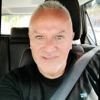 300+ perfiles de «Pedro Daniel»