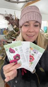 I just can’t even tell you how excited I am to actually get to plant poppy  seeds IN THE SNOW!! What a fun winter garden project. Tell me if this has  worked for you!! 😄❄️⛄️