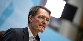 Anne Will“: Karl Lauterbach streitet sich mit Pfleger Ricardo Lange