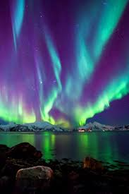 Where To Go To See The Northern Lights Telegraph See The Northern Lights Places To Travel Places To Go