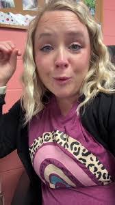 Samantha Kiser's Instagram, Twitter & Facebook