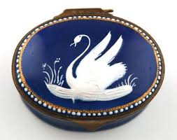 Download Cobalt Ground Enamel Patch Box The Lid Decorated With A Raised White Enamel Swan On Water Gold Leaf Border With Raised White Dot Design Bilston C1780 Ori