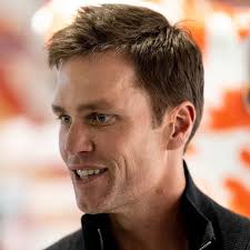 Tom Brady Looks Absolutely Shredded & Ready To Play Football Again While  Jumping Off A Yacht After Jeff Bezos' Wedding (VIDEO + PICS) Full story via  🔗 in comments. 👇