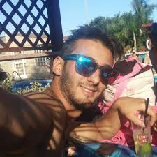 Antonio Pando's Instagram, Twitter & Facebook