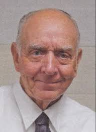 Steven Essenburg's Instagram, Twitter & Facebook