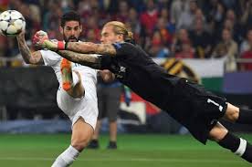 I bet loris is seeing his twitter mentions and seeing the same people who criticized him wants him back at liverpool after adrian. Meme Blunder Loris Karius Paling Kocak Andika Eks Kangen Band Ikut Terlibat Bolasport Com