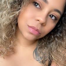 Stacie Herndon's Instagram, Twitter & Facebook