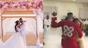 Nigerian music stars, adekunle gold and simi have shown the world that they can dance as the duo took to the dance floor during their traditional wedding. Simi And Adekunle Gold Recount How They Met 7 Years Ago As They Mark Their Second Wedding Anniversary Share Their Beautiful Wedding Photos And Video They Have Never Shared Viral