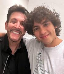 Ariana Grande, Katy Perry, P!nk, Shawn Mendes, Rosalia, John Legend, Rauw  Alejandro, Charlie Puth, Camila Cabello