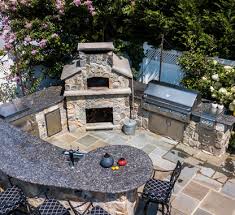 custom outdoor kitchens outdoor