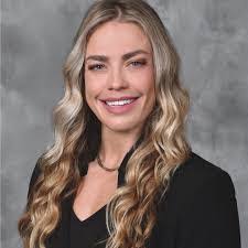 Ashley Mccash's Instagram, Twitter & Facebook