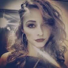 Nicole Kidd's Instagram, Twitter & Facebook