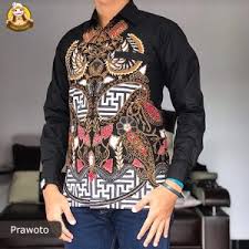Disini produk fashion modern dan terbaru import bisa kalian dapatkan, dengan banyak pilihan referensi serta model jaman sekarang dari produk fashion seperti model baju atasan kaos busana muslim pesta jam tangan pria wanita jaket kulit sandal gamis kerja baik untuk remaja anak anak. 3000 Gambar Desain Baju Batik Pria Gratis Infobaru