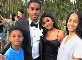 Sasha obama (born natasha obama in chicago, illinois on june 10, 2001) is the youngest daughter of barack obama, the 44th president of the united states. Sasha Obama Trying To Lead An Normal College Life After Leaving The White House Uinterview