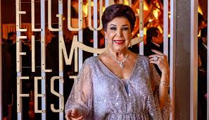 أصيبت الفنانة المصرية الكبيرة، رجاء الجداوي، بفيروس كورونا المستجد، وتم نقلها فجر اليوم بسيارة إسعاف إلى مستشفى العزل بمحافظة الإسماعيلية. Ø³ÙŠØ±Ø© Ø§Ù„Ø±Ø§Ø­Ù„Ø© Ø±Ø¬Ø§Ø¡ Ø§Ù„Ø¬Ø¯Ø§ÙˆÙŠ Ø®Ø·ÙÙ‡Ø§ Ø§Ù„ÙÙ† Ù…Ù† Ø¹Ø±ÙˆØ¶ Ø§Ù„Ø£Ø²ÙŠØ§Ø¡ ÙØµØ§Ø±Øª Ù…Ù† Ø£Ù‡Ù… Ù†Ø¬Ù…Ø§ØªÙ‡ ØµÙˆØ± Ø§Ù„Ù†Ù‡Ø§Ø±