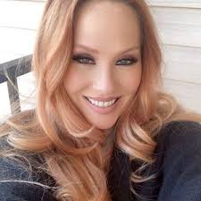 Amy Gray (@amygray711)