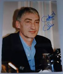 AUTOGRAMM GOTTFRIED JOHN Schauspieler auf großen Foto 26 x 20 cm (96094)  EUR 14,90