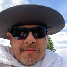 This is soooooooooooooooo bad….and soooooooooooo funny!