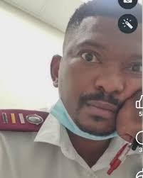 Yoh ladies ,have you seen a video of this guy video calling his gf Boshego  a mmitsa sfebe just because he's insecure ...this is how GDV start ...next  thing motho otlo go