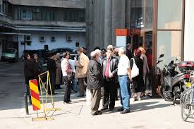 Impozitele sunt contributii banesti nerambursabile care sunt datorate bugetului de stat, in conformitate cu legea si sunt platite de catre persoanele fizicie si de. S Au Deschis GhiÈ™eele DirecÈ›iei Fiscale TimiÈ™orenii Au Reducere 10 La Taxe È™i Impozite Locale DacÄƒ AchitÄƒ PanÄƒ La 31 Martie Focustim