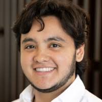 1200+ "Guerra Guerra" profiles