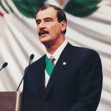 Vicente fox keynote speaker with the harry walker agency speakers bureau. Comando Armado Intento Ingresar A La Casa Del Ex Presidente De Mexico Vicente Fox Icndiario