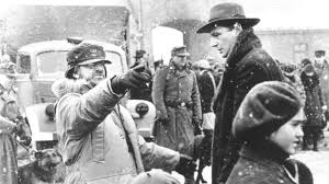 La liste de schindler, un film de steven spielberg La Liste De Schindler Tout Sur Le Film De La Genese A La Polemique Actus Cine Allocine