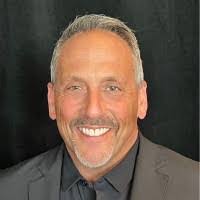 Daniel Dowd's Instagram, Twitter & Facebook