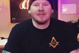 It sets a bad precedent when cop with Proud Boys ties gets a pass