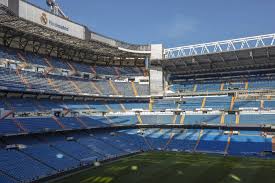 Real madrid club de fútbol, commonly referred to as real madrid, is a spanish professional football club based in madrid. Real Madrid Offnet Sein Stadion Fur Kampf Gegen Coronavirus