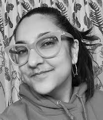 Amanda Tardif's Instagram, Twitter & Facebook