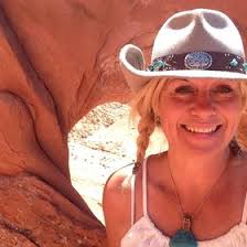 Stephanie Dee Dowell (stephanieddowell)