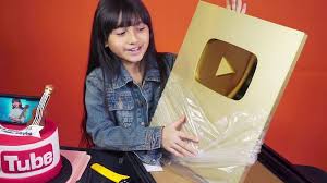Everyone goes to youtube for something different. 12 Year Old Singer Beats Namewee Breaks Into Top 10 Most Subscribed Youtubers In Malaysia Chart During Mco Video Showbiz Malay Mail