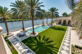 This Royal Palm Yacht Amp Country Club Private Estate Built In 2004 By Brennan Custom Homes Is Situated On 200 39 Of The I Tuin En Terras Terras Achtertuin