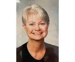 Emily Mobley's Instagram, Twitter & Facebook