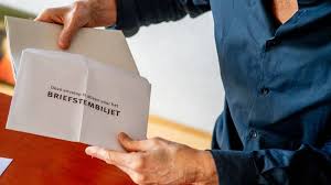 Maria stemmte die arme in die hüften. Oij2jtq9tplvym