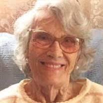 Edna Snyder's Instagram, Twitter & Facebook