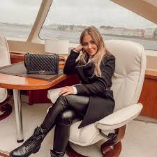 Check spelling or type a new query. Bester Tag Kim Gloss Erinnert Sich An Amelias Geburt Promiflash De