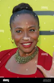 Jennifer lewis hi-res stock photography and images