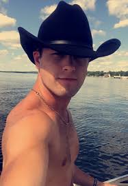 Today I learned whenever you give your phone number to a person at a bar  they automatically think that you want to do stuff with them. Meanwhile,  this person showed up at