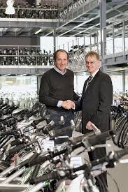 Lagertechnik Fur Die Fahrradsport Erlebniswelt Das Lager Als Show Buhne Beschaffung Aktuell