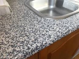 Cada uno de estos materiales tiene sus características lo que las hace adecuadas para una u otra cocina, por eso vamos a hablaros de cada una de ellas en lugar de hacerlo en general. Encimeras De Cocina Laminadas