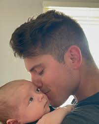 Mark Weidner (@themarkyryan) • Instagram photos and videos