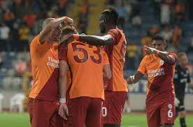 Galatasaray'dan kouyate ve paulinho bombası! Fqb12iauzn4efm